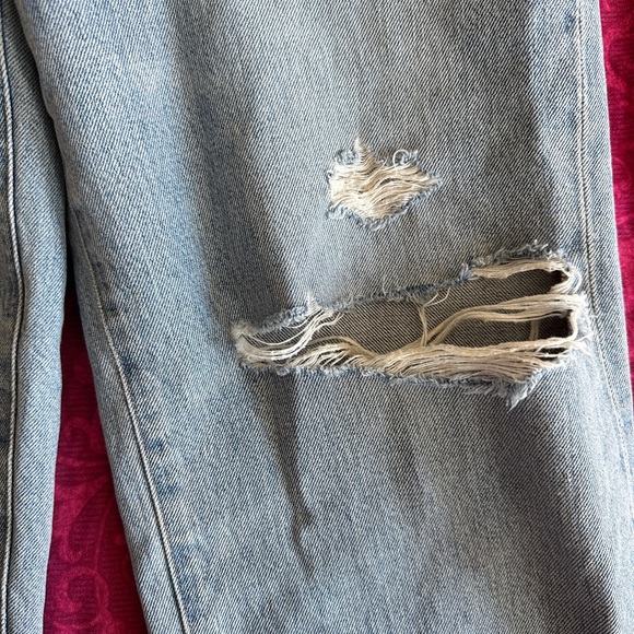 Citizens of Humanity Dylan Rolled Crop Jeans
Misfit, 25 - Picture 6 of 7